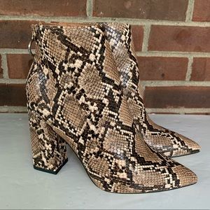 Like new JustFab Audrina animal print ankle boots